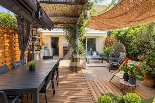 ROQUEBRUNE-CAP-MARTIN - 3 PIÈCES - JARDIN PRIVATIF