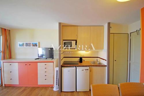 A VENDRE AGAY CAP ESTEREL 2 PIECES ETAGE