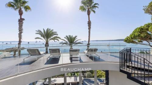 Co-exclusivité - Villa 6 chambres en front de mer - Cannes Palm Beach