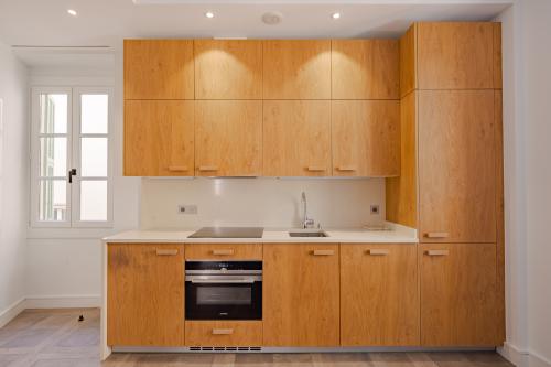 MAGNIFIQUE 2 CHAMBRES SUR LE ROCHER