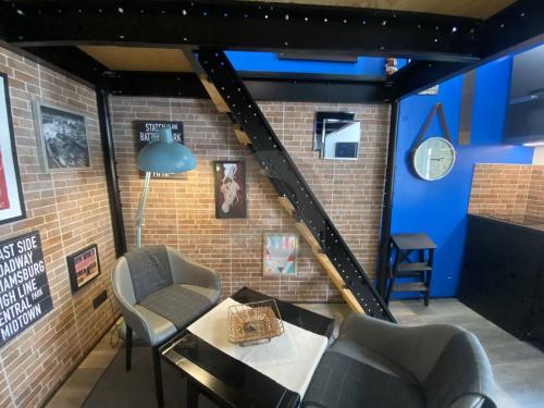 A VENDRE - CARNOLES STUDIO REFAIT A NEUF IDEAL INVESTISSEMENT / LOCATION SAISONNIERE