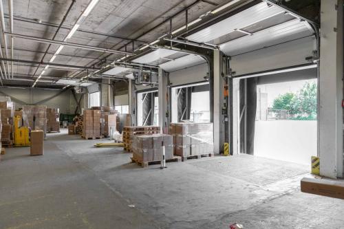 RARE ! Surface d'atelier de 389 m² au centre de Genève