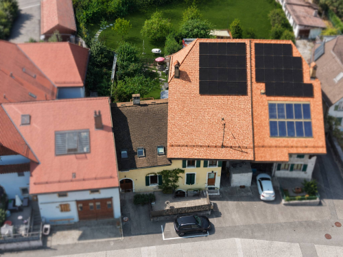Maison villageoise avec deux appartements au coeur de Rances